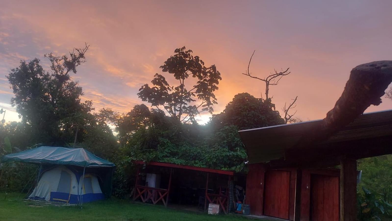 Sunset Inn La Fortuna Kültér fotó